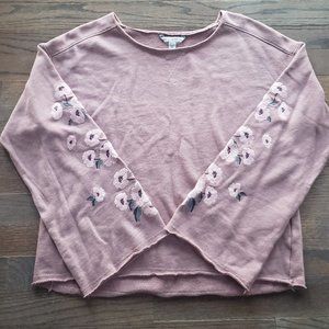 American Eagle Embroidered Pullover Sweater